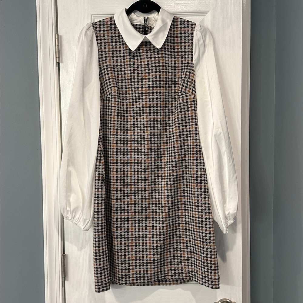 Tommy Hilfiger Houndstooth Dress with White Collar